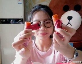 娱乐吃瓜酱送口红视频大全,美妆界的网红新宠