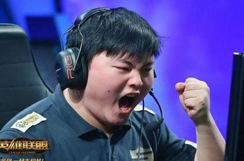 吃瓜娱乐圈华哥微博,揭秘明星幕后故事