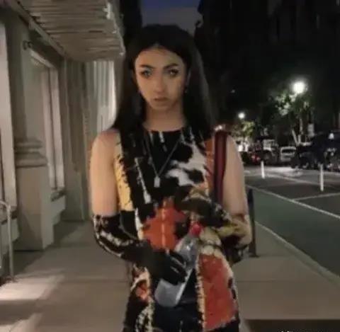 八卦吃瓜爆料娱乐主播,揭秘娱乐主播背后的故事  第3张